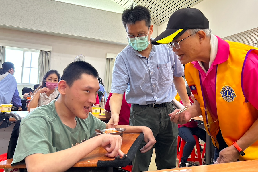 善緣福氣義廚到教養院辦桌 院生開心吃buffet加外帶 - 早安台灣新聞 | Morning Taiwan News