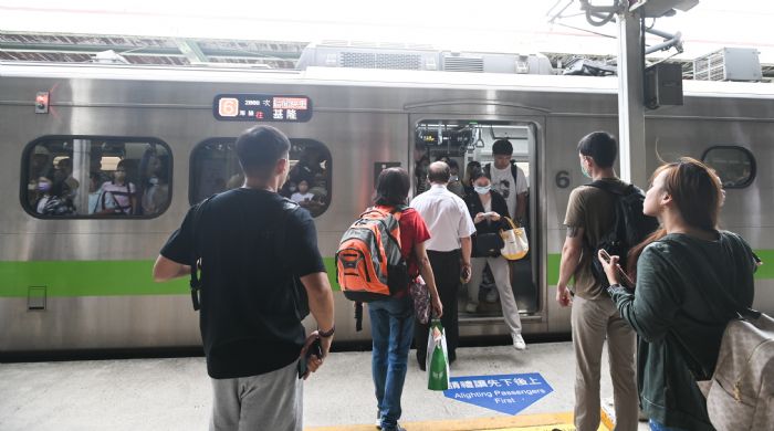 桃竹竹苗通勤月票今起實施 桃園交通局多管齊下改善客運司機荒 - 早安台灣新聞 | Morning Taiwan News