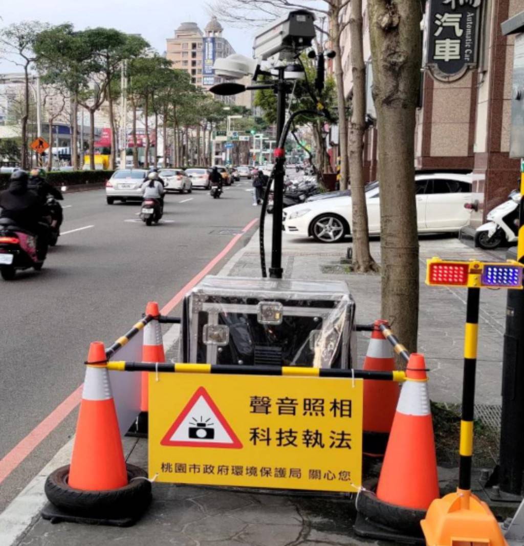 桃警深夜抓改裝車 通緝犯謊報身分仍難逃法網 - 早安台灣新聞 | Morning Taiwan News