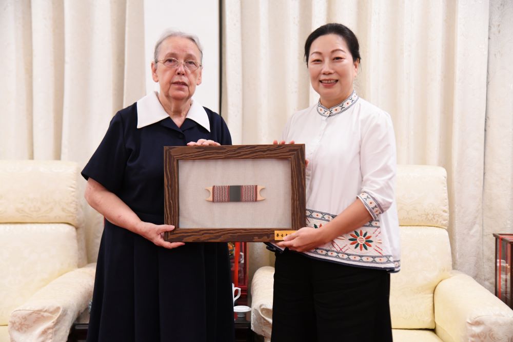 畢士大教養院董事長顧美玲榮退 徐榛蔚感恩無私獻愛弱勢35年 - 早安台灣新聞 | Morning Taiwan News