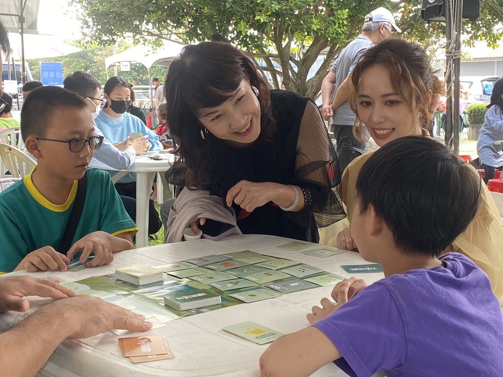 「客加英-雄讚」雙語市集熱鬧開市 從遊戲體驗中展現雙語力 - 早安台灣新聞 | Morning Taiwan News