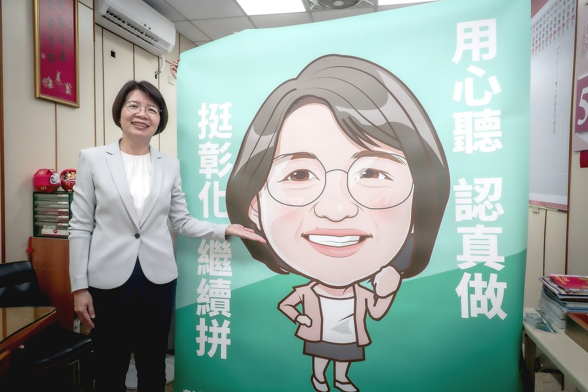 台派插畫家無償為候選人畫Q圖　立委黃秀芳直呼：很像、很可愛 - 早安台灣新聞 | Morning Taiwan News