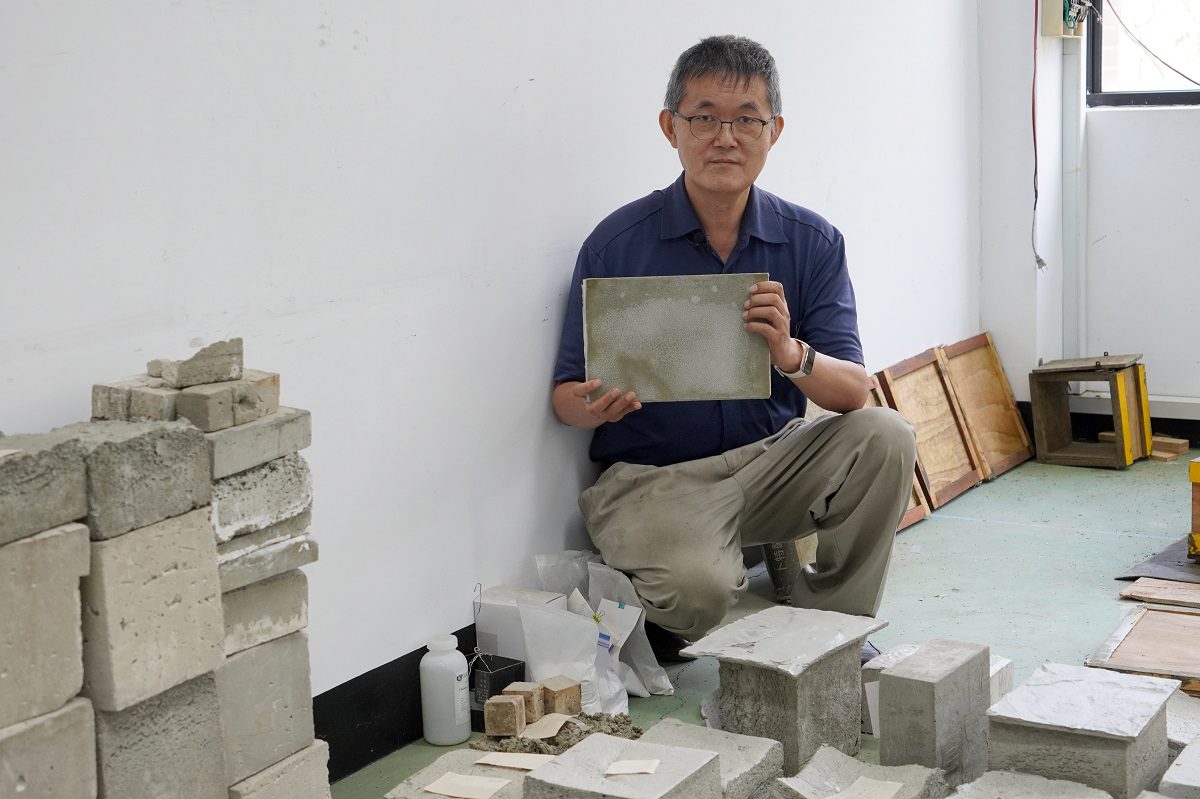 大葉大學開發低密度低厚度高強度水泥板　資管系鄧志堅獲優秀論文獎 - 早安台灣新聞 | Morning Taiwan News