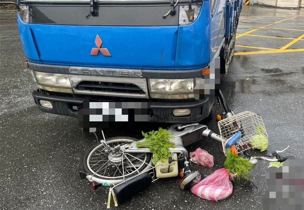 花蓮綠營立委候選人工讀生無照駕駛　撞6旬婦頭部出血命危