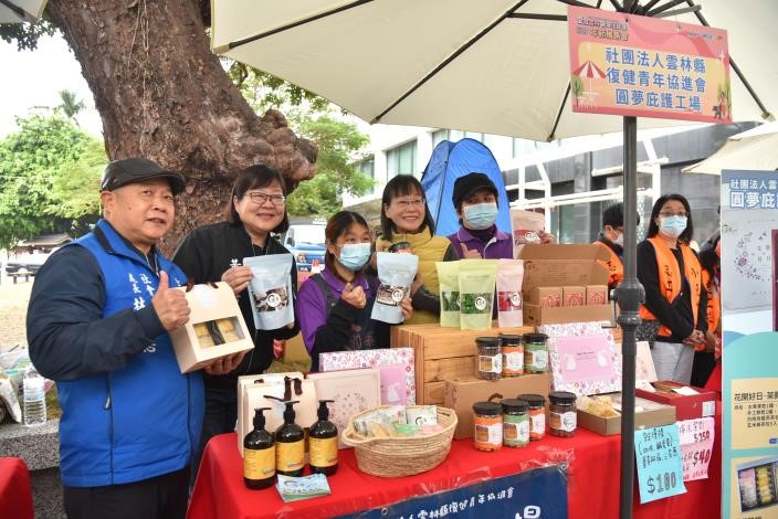 「愛在雲林」 身心障礙團體年節展售會熱鬧登場 - 早安台灣新聞 | Morning Taiwan News