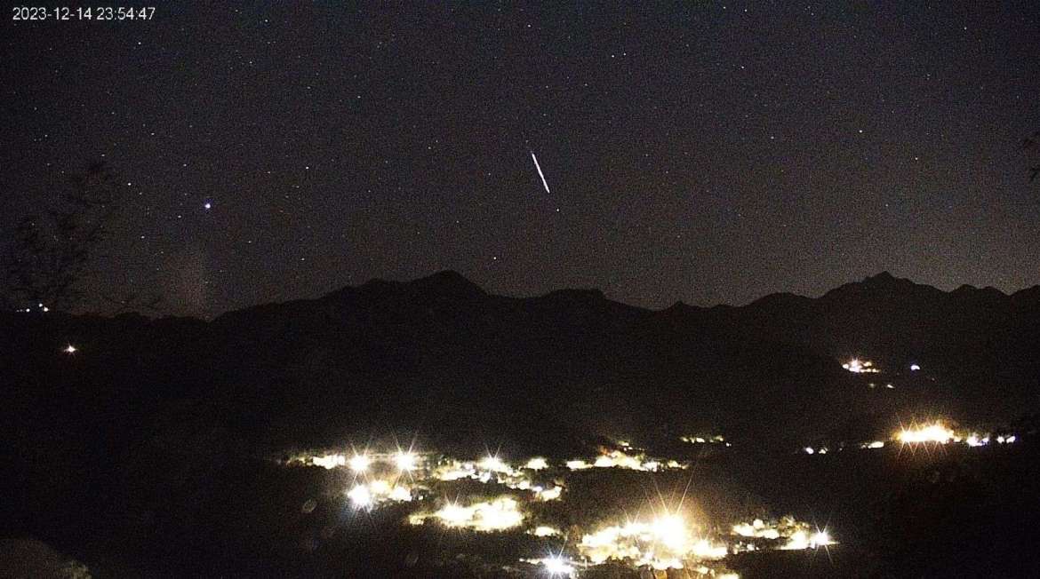 【有片】天冷不想出門？桃園觀旅局即時影像陪你追雙子座流星雨 - 早安台灣新聞 | Morning Taiwan News