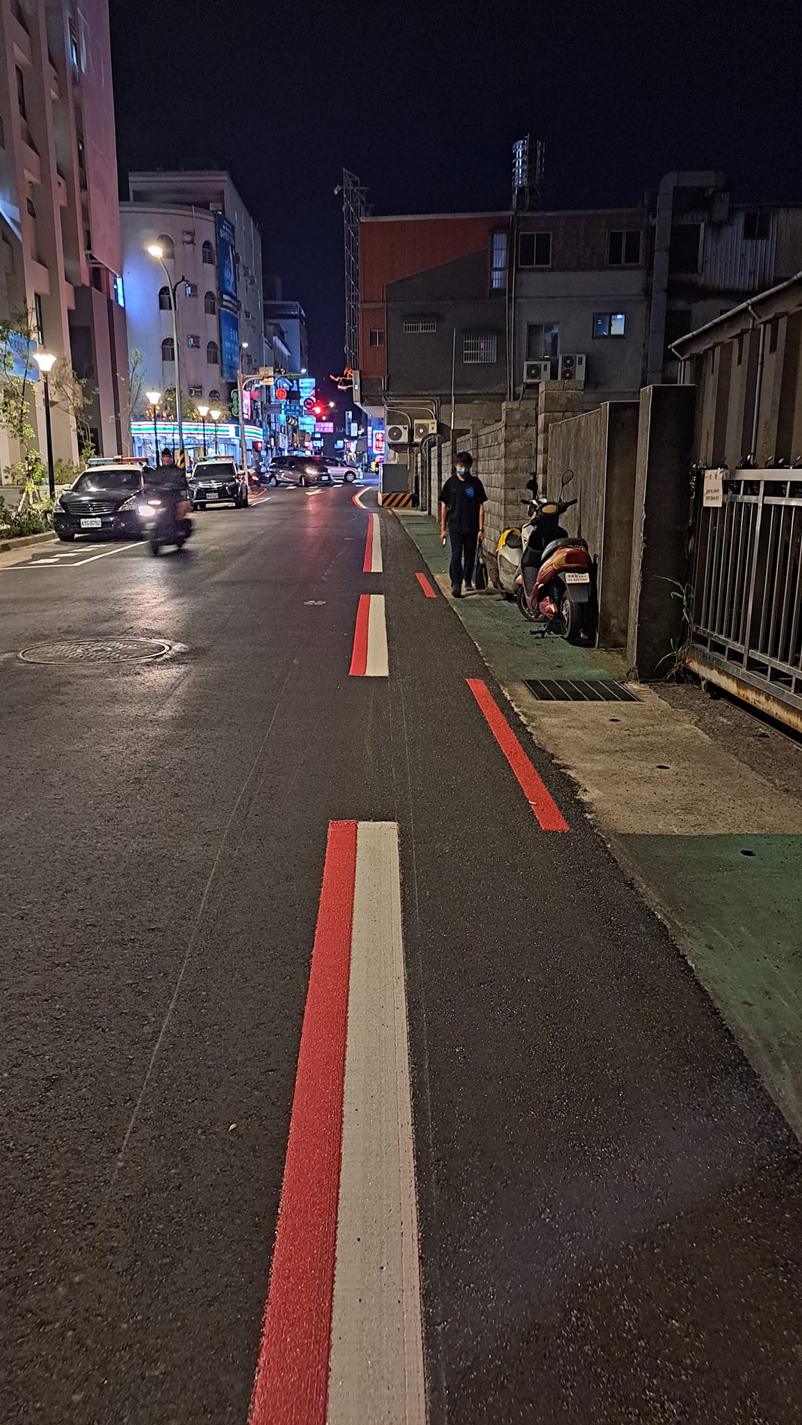 蘆竹綠鋪人行道僅「水溝蓋寬」？桃園交通局這麼說 - 早安台灣新聞 | Morning Taiwan News