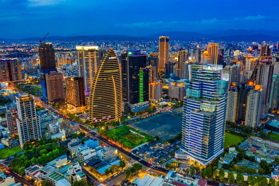 7 期 夜 景 已 有 國 際 城 市 的 氣 勢 。 