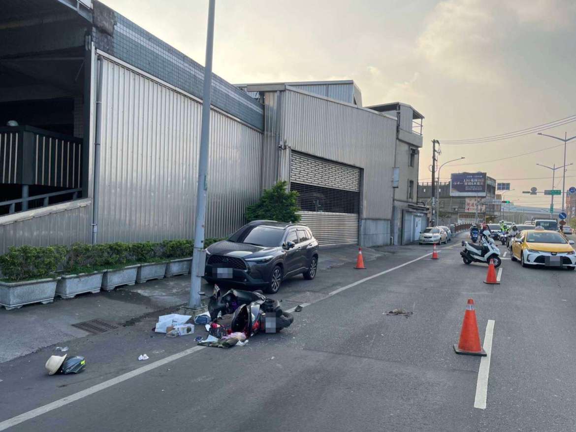 【有片】兩車碰撞騎士肇逃離開現場 警循線逮人 - 早安台灣新聞 | Morning Taiwan News