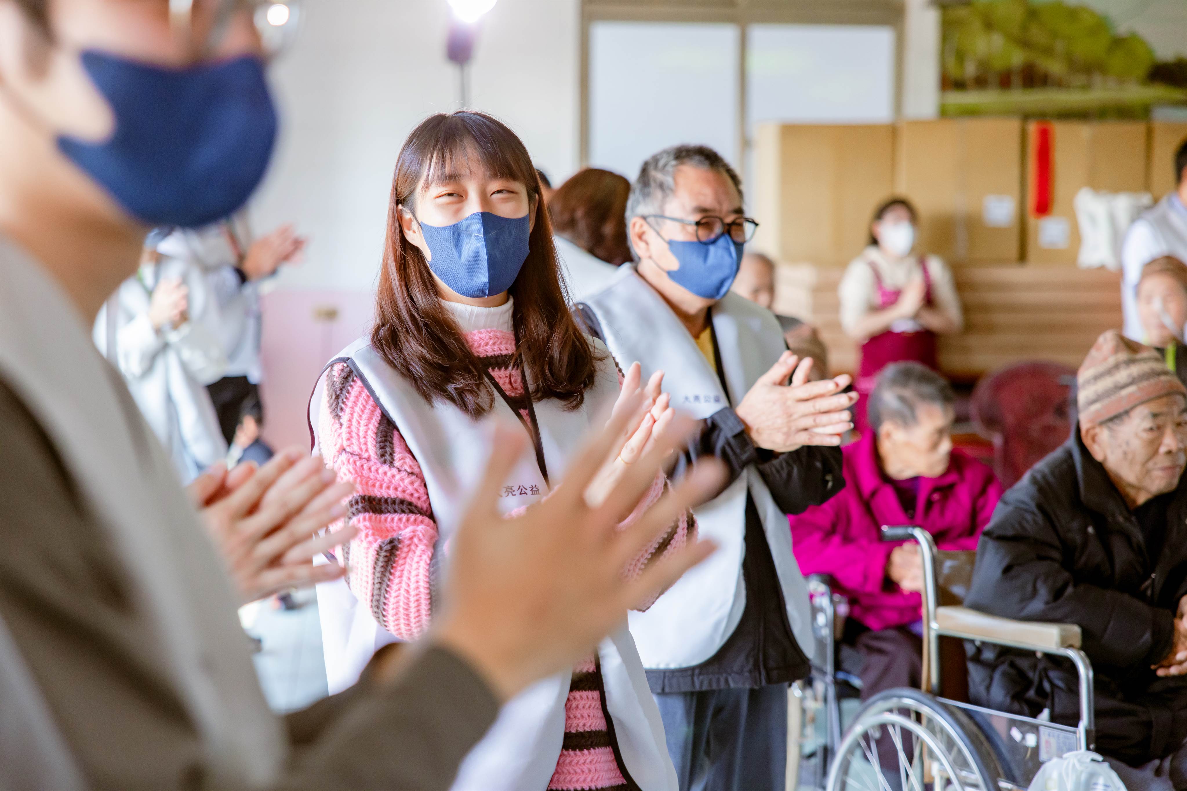 大亮建築志工「亮愛行動」走進桃園龍德長照機構用愛陪伴長者帶動跳 - 早安台灣新聞 | Morning Taiwan News