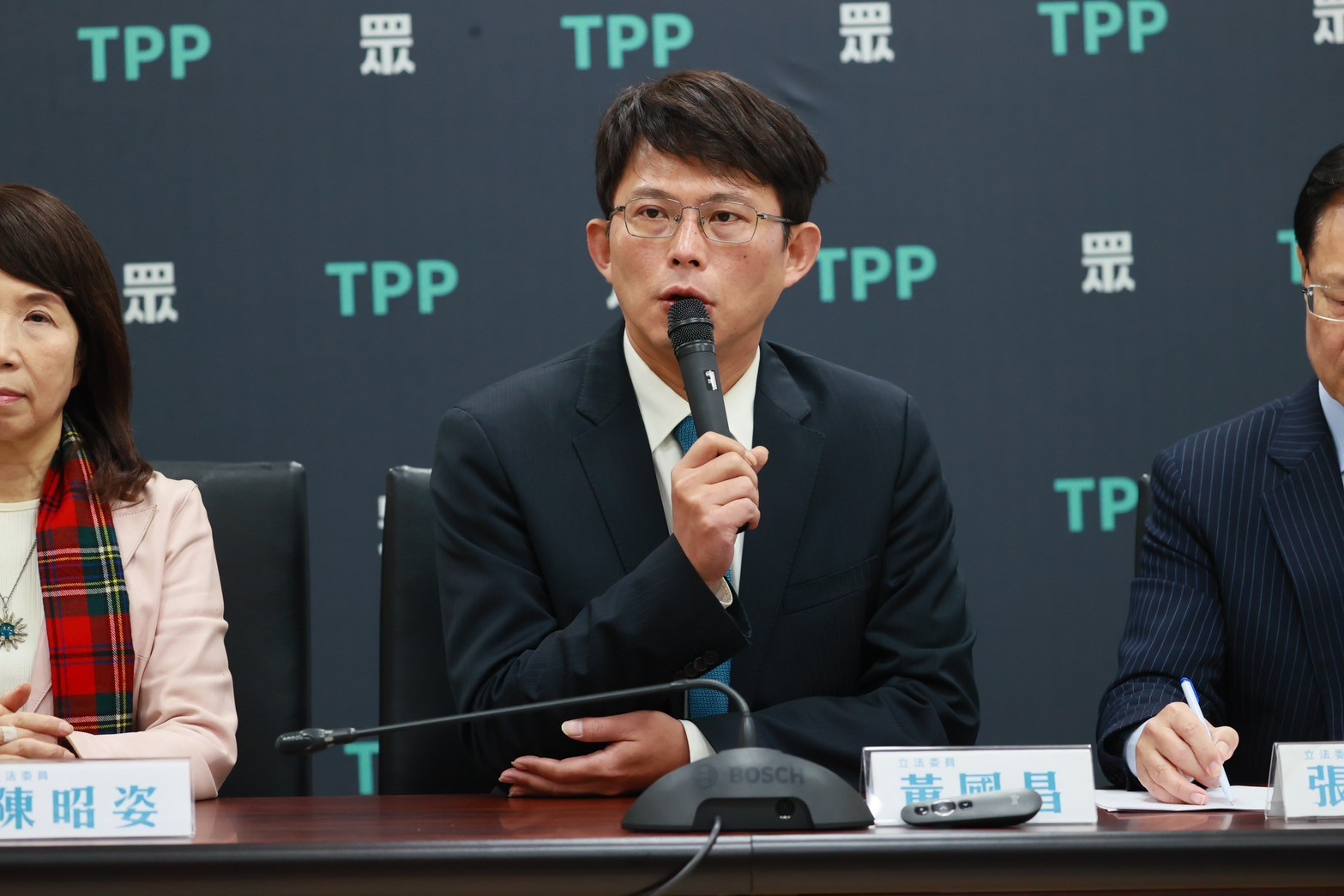 選罷法覆議案遭否決-黃國昌：民進黨只會覆議與釋憲
