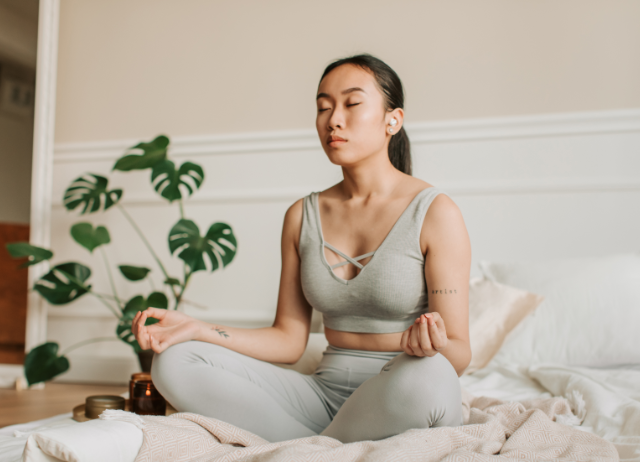 春雷響驚蟄到！黑天鵝滿天飛-命理師：黑曜石、藍虎眼石、青金石助穩定磁場