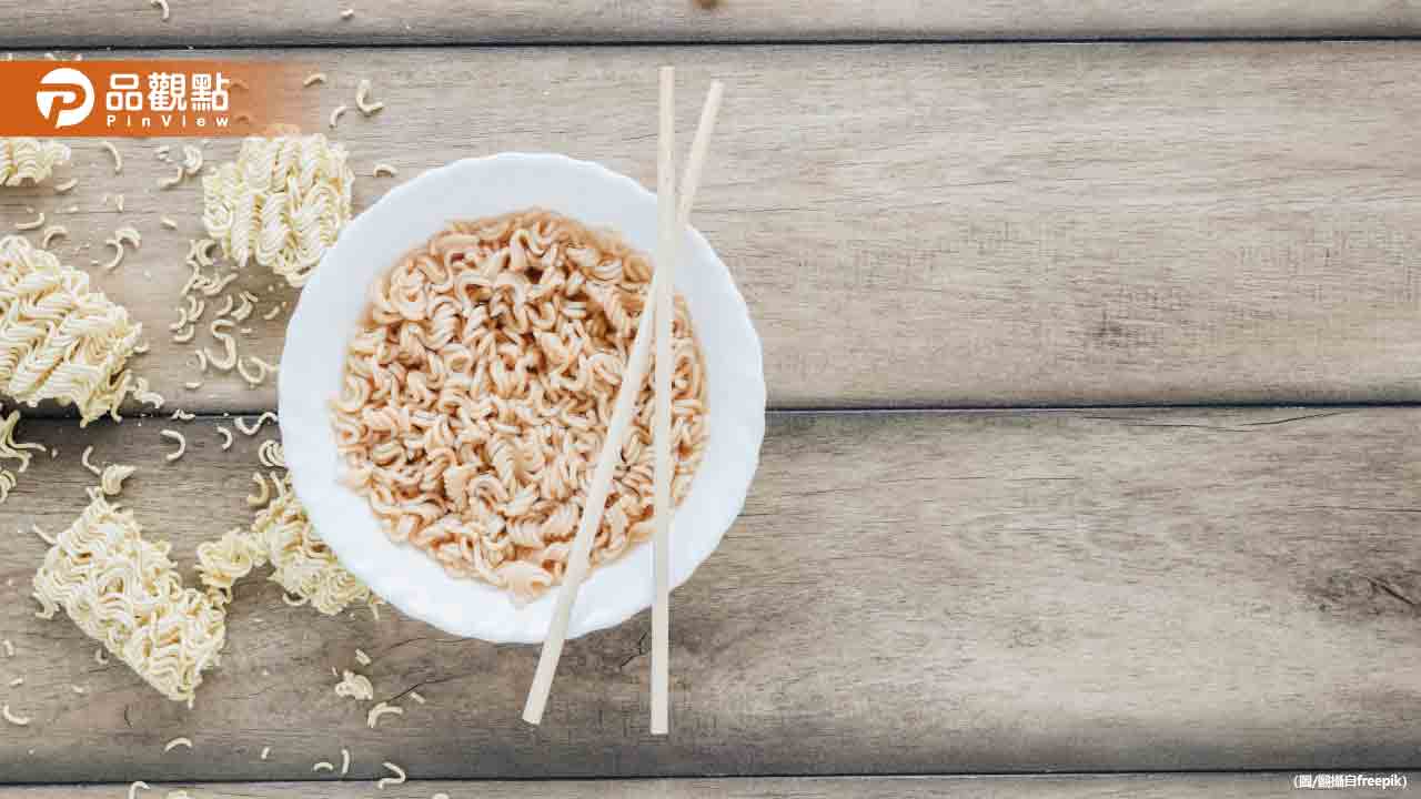 台灣泡麵「這設計」讓人超不爽!網怒:再好吃都扣分 - 早安台灣新聞 | Morning Taiwan News 台灣泡麵「這設計」讓人超不爽!網怒:再好吃都扣分