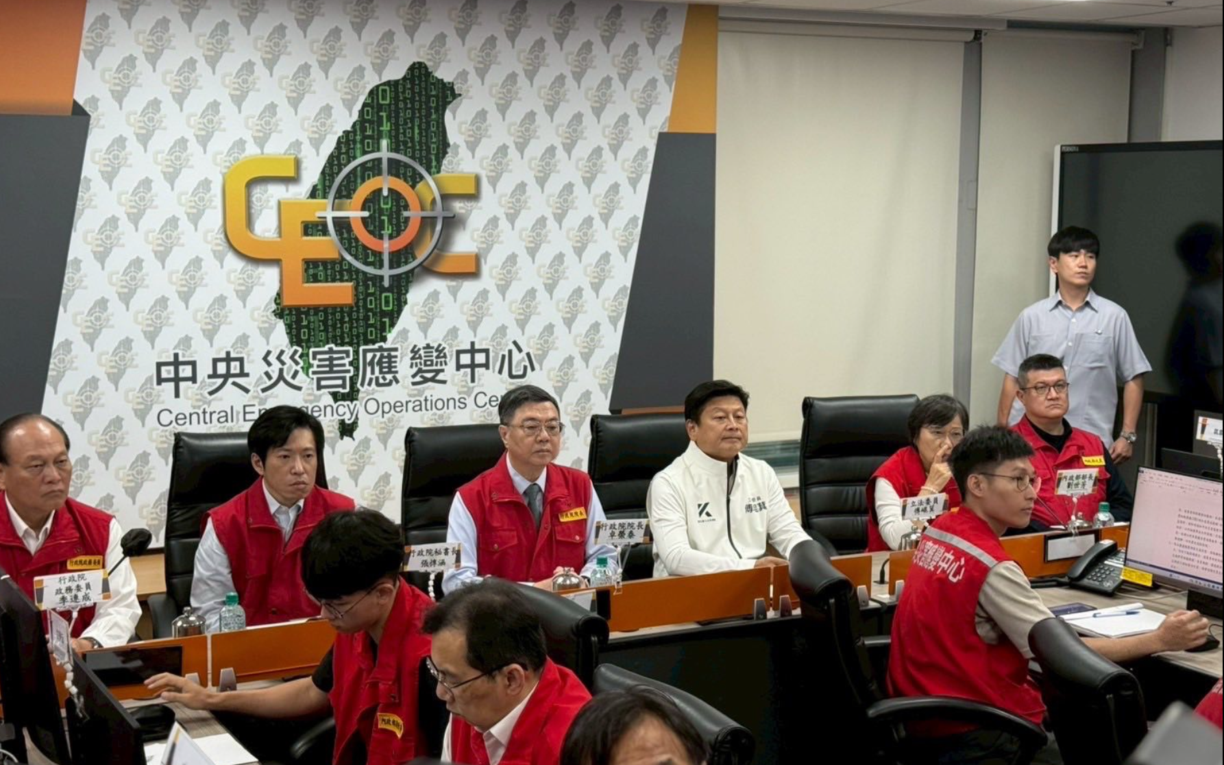 花蓮災情引政治風暴-綠營群組對話曝「殺傷力消息」攻擊策略