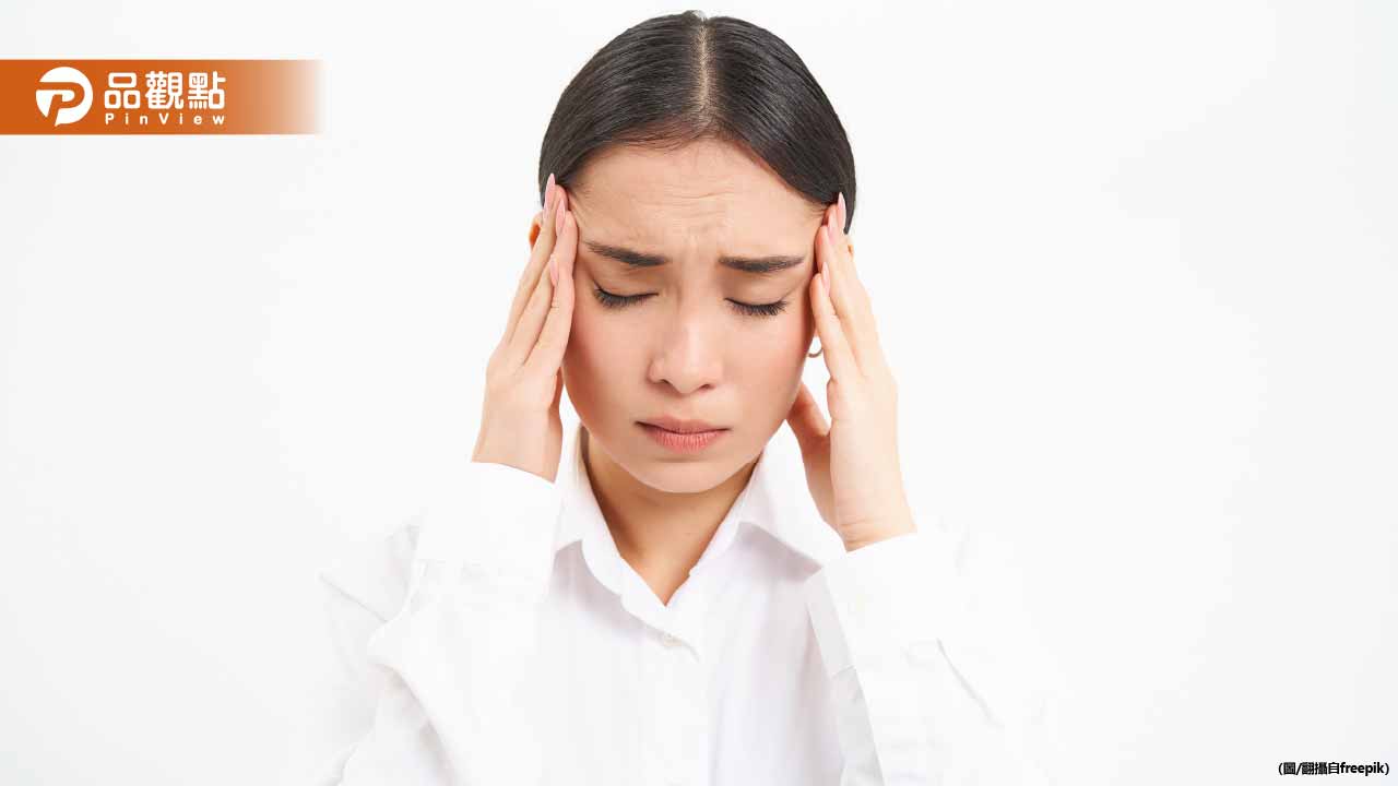 偏頭痛偏方瘋傳！舌下含鹽、泡腳秒殺疼痛？醫師打臉真相