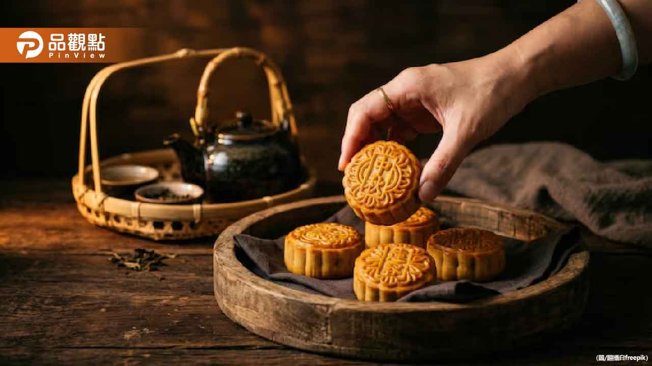 中秋節狂吃月餅!醫師警告:5類人一天最多半顆 - 早安台灣新聞 | Morning Taiwan News 中秋節狂吃月餅!醫師警告:5類人一天最多半顆